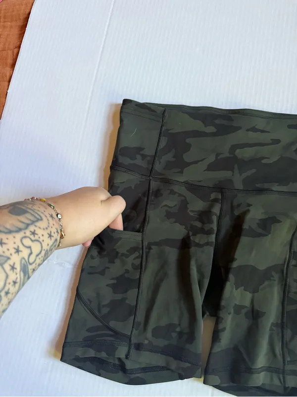 Lululemon Fast & Free Camo Athletic Shorts 6" - Image 5