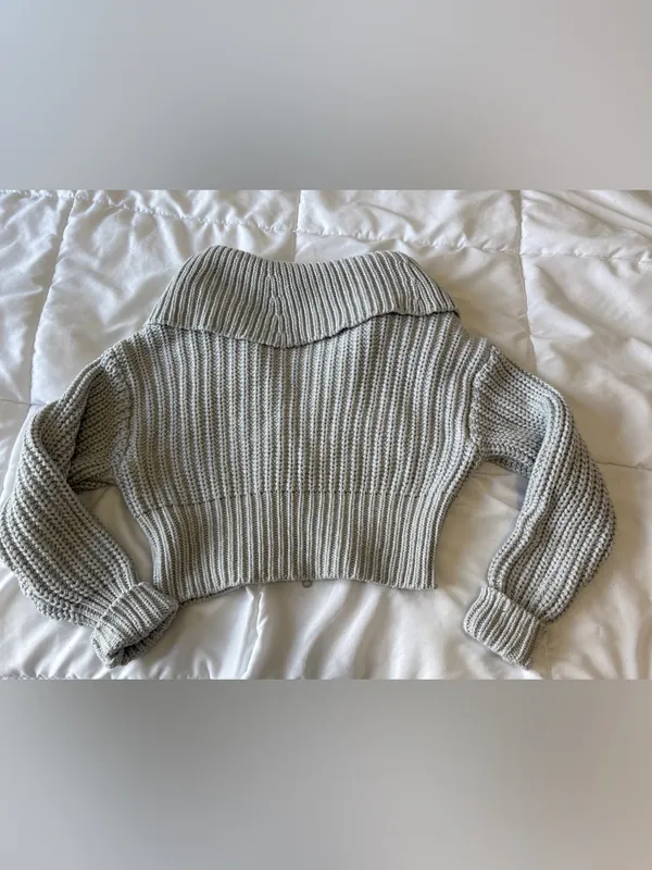 Aerie sweater - Image 3