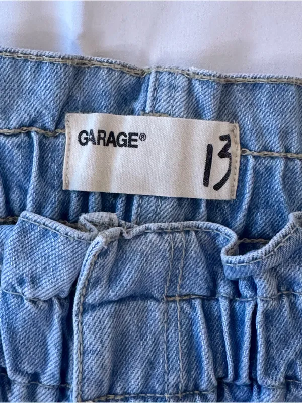 Garage Women’s Size 13 Paper Bag Waist Cuffed Hem Trouser Denim Shorts - Image 3