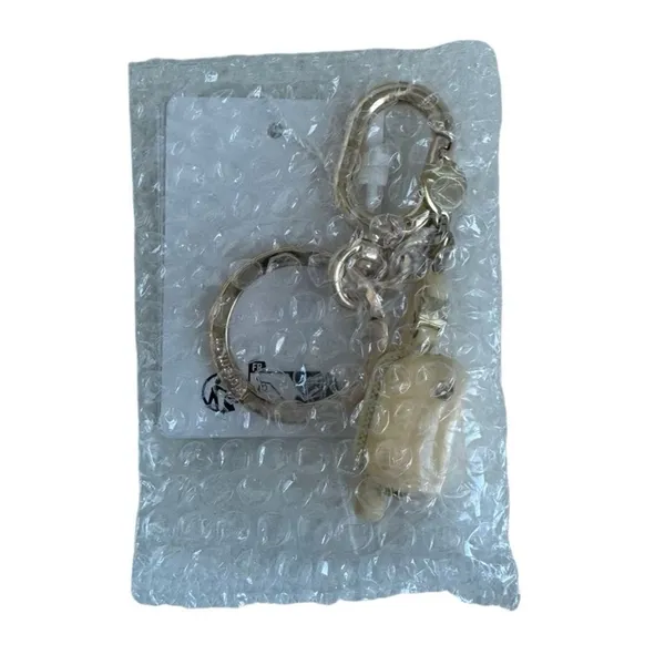 Lululemon Everywhere Belt Bag Key Charm Butter Cream/Gold Key Charm - Image 4