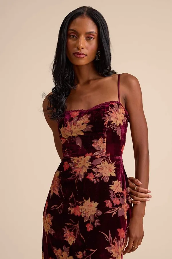 New Lulus Erisa Burgundy Velvet Floral Burnout Midi Dress Size Medium MSRP $88 - Image 2