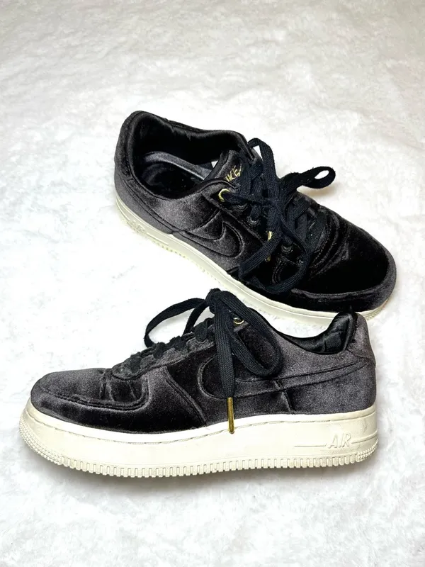 NIKE Air Force 1 AF1 Low Black Velvet Youth 4.5 Women’s 6 Lux Streetwear Sneaker - Image 2