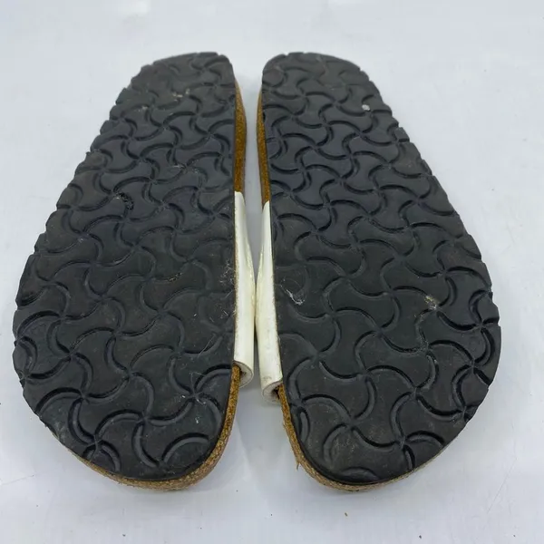Unisex Birkenstock White Sandals Size: 6 - Image 4