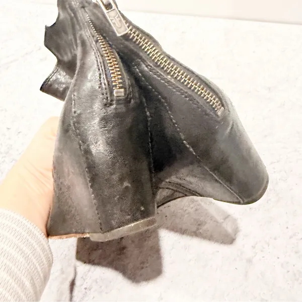 Frye Carson Womens Wedge Ankle Booties Leather Back Zip Black Women's 7.5 - Image 5