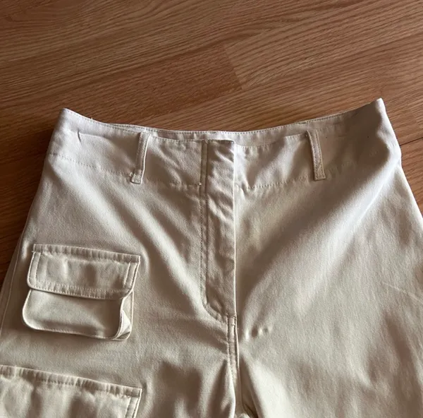 Aritzia Wilfred Free Beige Wide Leg Cargo Pants - Image 4