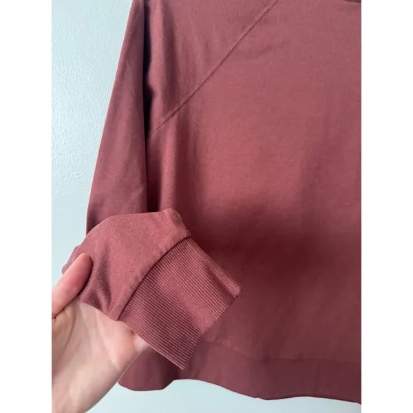 Vuori XS Halo Long Sleeve Crewneck in Rosewood Pink - Image 6