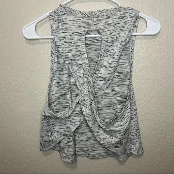 Lululemon Fast as Light Tank Top Estimated S/M Rare Heathered Gray - Image 6