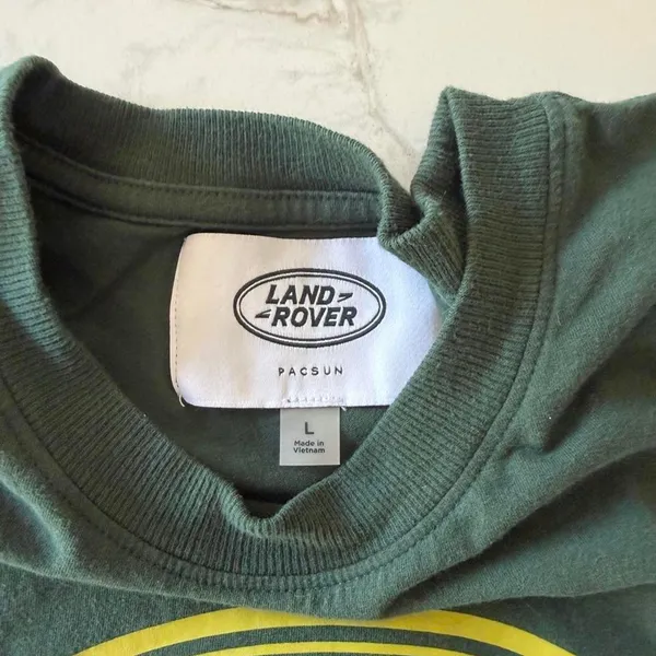PacSun Women's Green Crop-top - Image 2