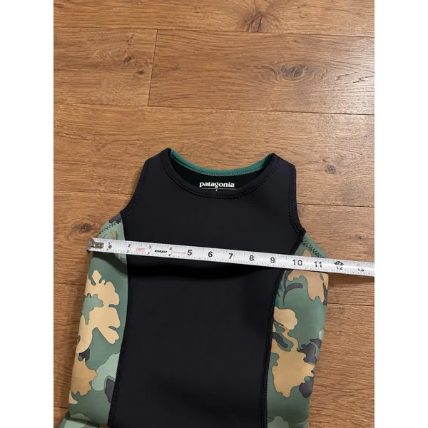 Patagonia Women's Yulex Shorty Wetsuit 4 Camo Green Black Spring Suit 86459 - Image 5