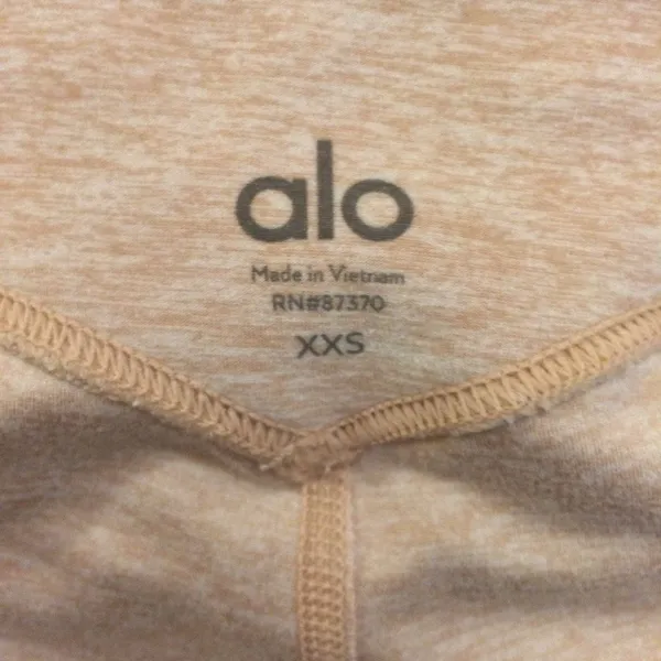 Alo high waisted leggings blush color xxs - Image 7