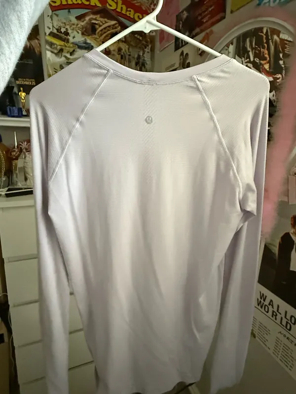 Lululemon Swiftly Tech Long Sleeve - Image 4