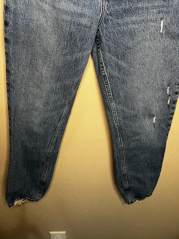 Abercrombie & Fitch The Mom High Rise Button Fly‎ Distressed Short Denim Jeans - Image 4