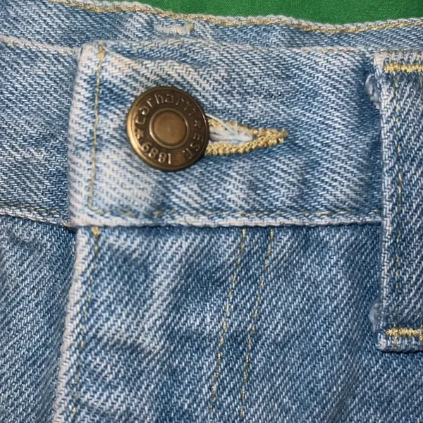 Carhartt Blue Jean Shorts Distressed size 32 x 30-run small see measurements - Image 3