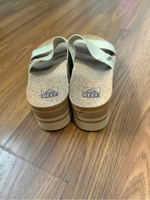 Reef Cushion Vista Platform Gold Metallic Costal Slide Sandal 8 - Image 3