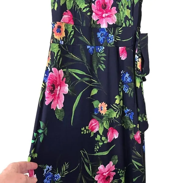 Floral Navy Wrap Maxi Dress Size Small - Image 6