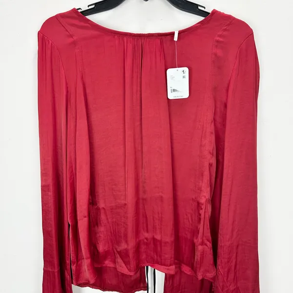 Free People Arabella Blouse Rubies Red Satin Long Sleeve Bow Back Medium NWT - Image 4
