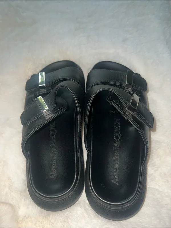Alexander McQueen Hybrid Slide in Black/Silver - Image 2