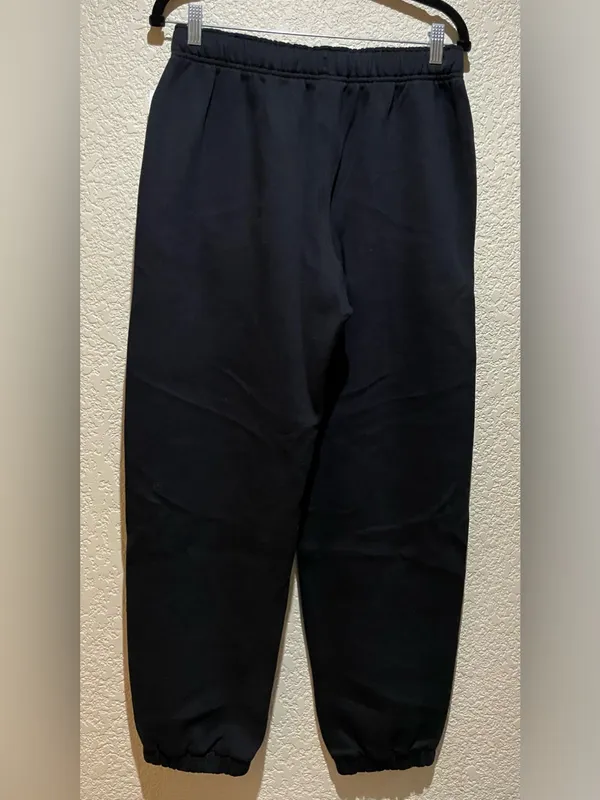 Lululemon NWT Scuba Mid Rise Oversized Graphic Joggers Black Size S - Image 7