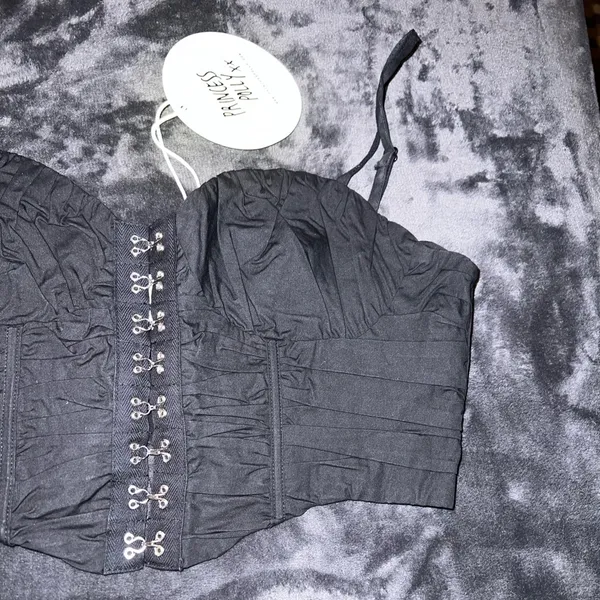 Princess Polly Caitlin Top in Black Size 6 New with tag - Image 7