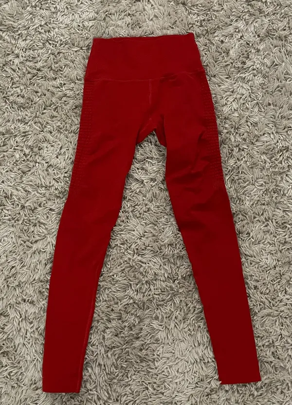 Alphalete Leggings - Image 3