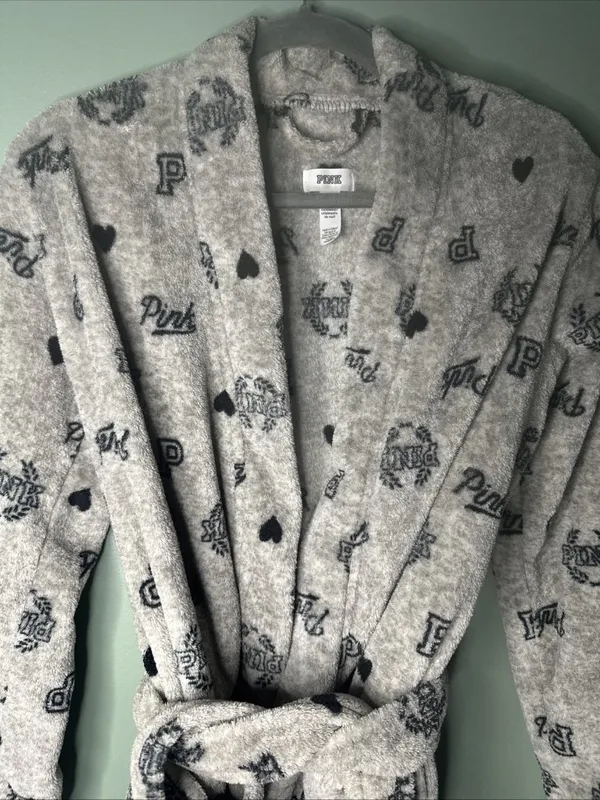 Victoria’s Secret PINK XS S Plush Robe Gray Black Logo Hearts Y2K Cozy Fleece - Image 2