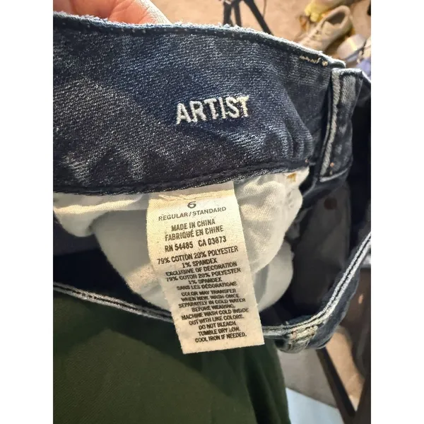 American Eagle Artist Women's low-rise Jeans Stretch/Double Button Size 6 Reg - Image 5