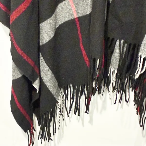 Jessica McClintock Super Soft Black Plaid Poncho Caper‎ One Size fits most - Image 2