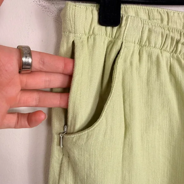 Roark Campover Pants Soft Lime Green Elastic Waist Tapered Leg Womens Medium - Image 12