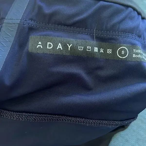 ADAY Throw it Higher Leggings Small - Image 4