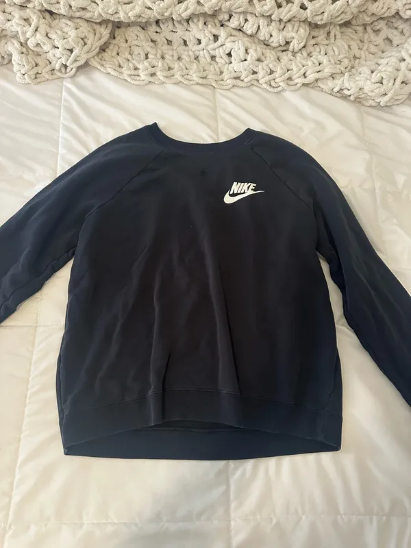 Nike Crewneck Pullover - Image 2
