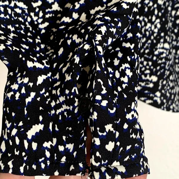 Express Portofino Slim Fit Puff Sleeve Shirt in Black/Blue‎ - Image 5