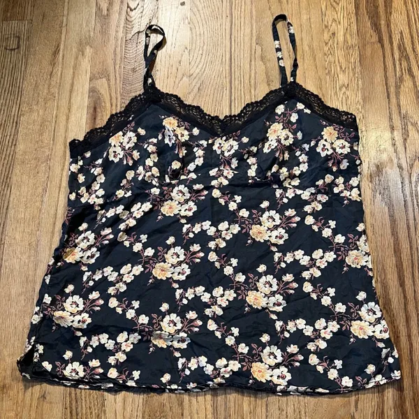 American Eagle Outfitters 100% Silk Floral Lace Trim Cami Tank Top Black Size 14 - Image 2