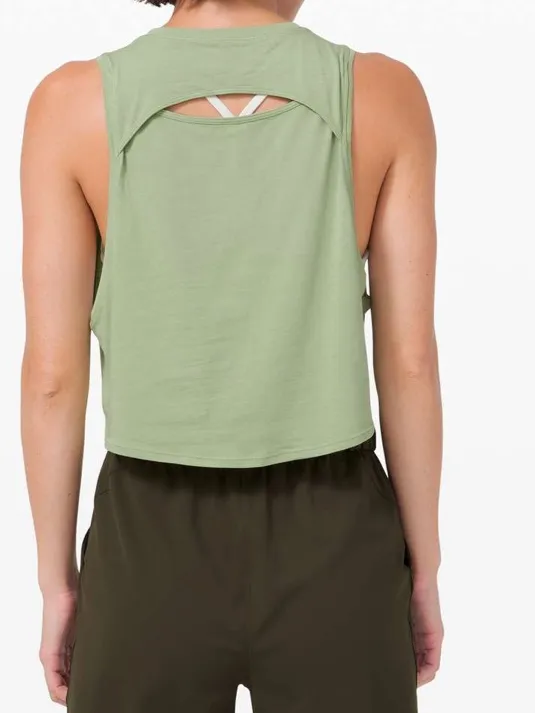 Lululemon Cut Back Crop Tank Vista Green Size Small - Image 2