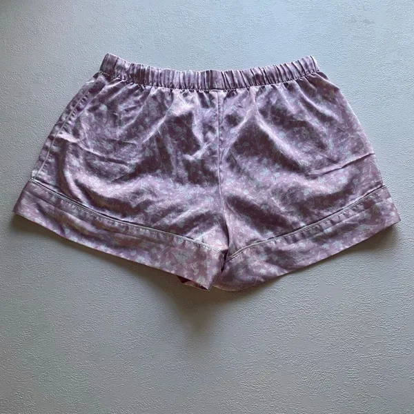 Victoria’s Secret Pink Satin Sleep Shorts Small Star Print Pajama Lounge - Image 2
