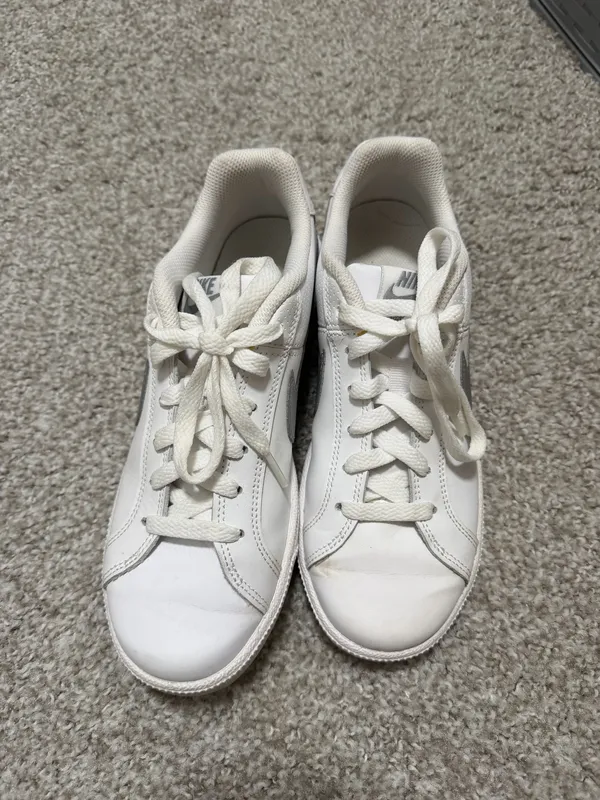 Nike white shoes - Image 3