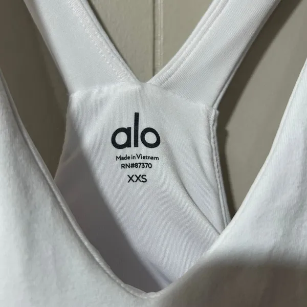Alo Yoga Airbrush Real Dress XXS White V-Neck Racerback Tennis Mini Dress - Image 5
