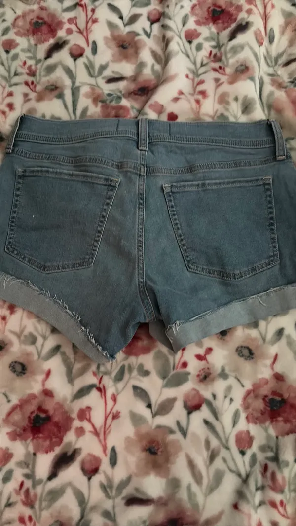Hollister low rise shortie short - Image 2