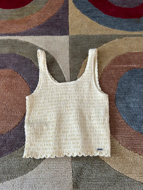 Hollister y2k Style Yellow Ruched Lettuce Edge Crop Tank Top Small - Image 2