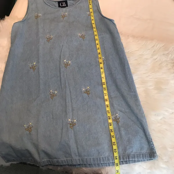 Vintage lightweight denim jumper dress with embroidered flowers size large - Image 6