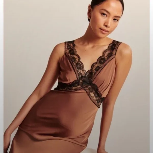 Abercrombie & Fitch satin slip midi dress - Image 9