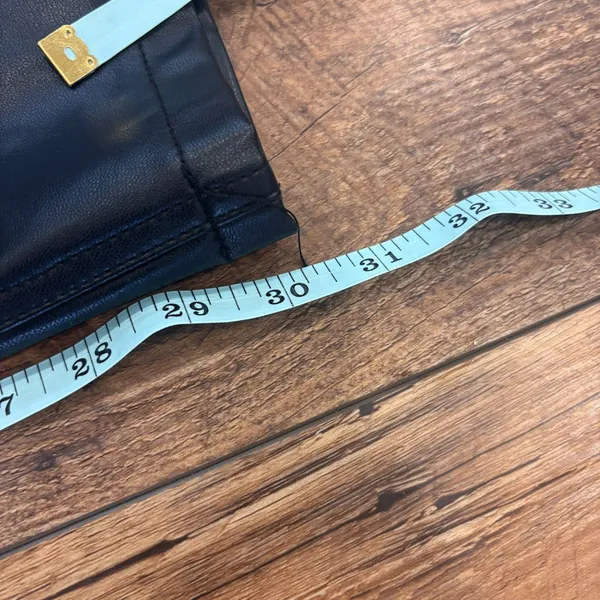 Abercrombie & Fitch The '90s Straight Ultra High Rise Vegan Leather Curve Pant 2 - Image 9