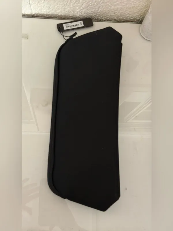 Skims neopreno black storage zip up pouch new with tags - Image 3
