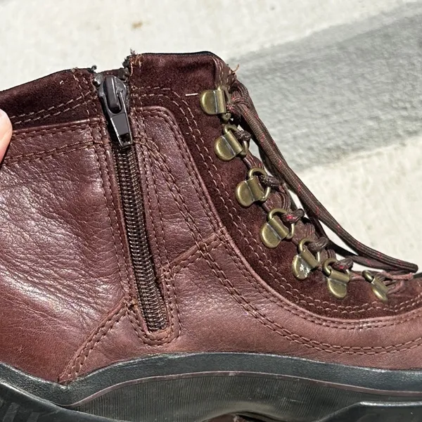 Clarks Women Brown Leather Muckers Waterproof Ankle Boots Hiking 6.5 M - Image 7