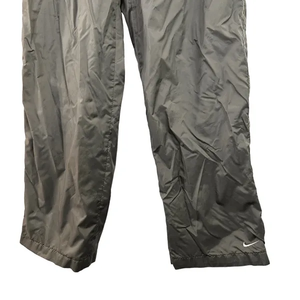 Nike Women's Nylon Fleece Lined Sweatpants Size Large - Image 6