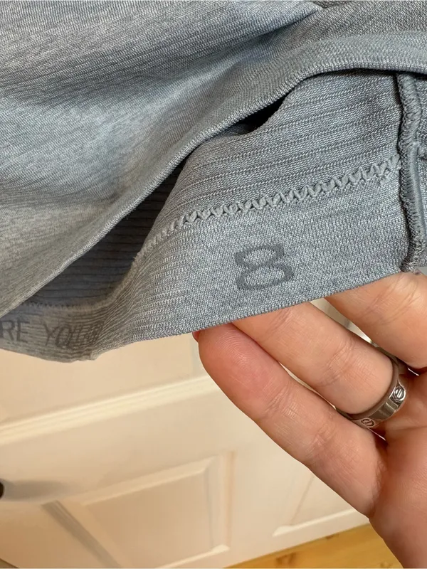 Lululemon Swiftly Tech Crop LS - Image 3