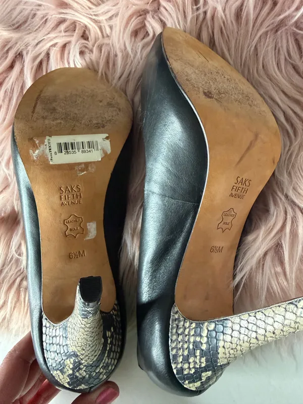 Saks Fifth Avenue Selena Leather Pumps Heels Black Size 6,5 - Image 4