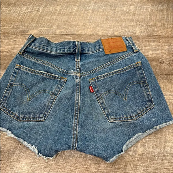 Levi’s 501 shorts - Image 2