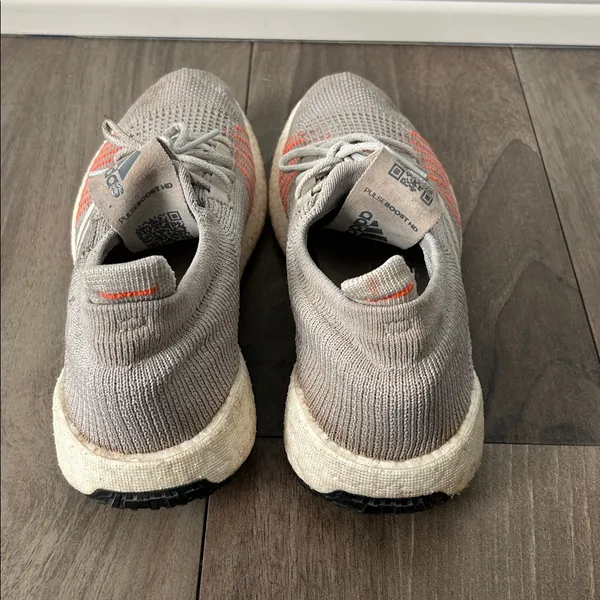 Adidas Boosted Beige and Coral Knit Sneakers - Image 3