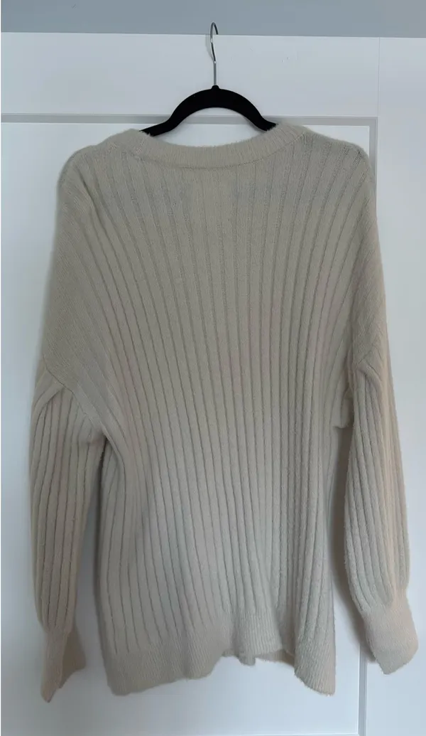 Aerie Oversized Sweater - Image 3