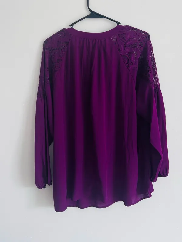 Curvy Plum Lace Yoke Peasant Tunic - Image 3